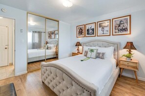 2 habitaciones, tabla de planchar con plancha y wifi gratis 