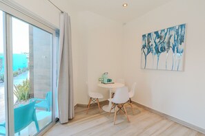 Classic Suite, 2 Bedrooms | Living area - The Cove Boutique Hotel Adults Only (Puerto Peñasco)