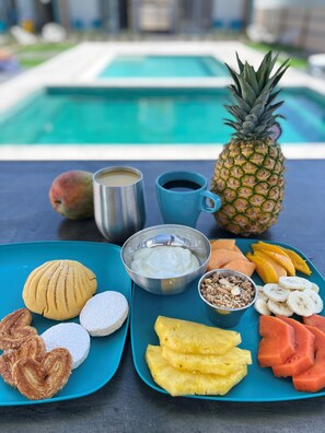 Petit déjeuner continental servi tous les jours en supplément