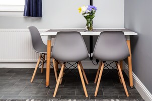 Studio | In-room dining