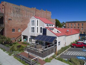 Exterior - Prime waterfront Suite with view (Port Townsend)