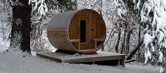 Cozy cabin in the woods on Big Trade Lake with Sauna and All Natural Cold Plunge