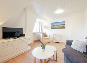 Télévision, chaîne hi-fi