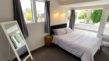 Family House | 3 bedrooms, iron/ironing board, free WiFi, bed sheets