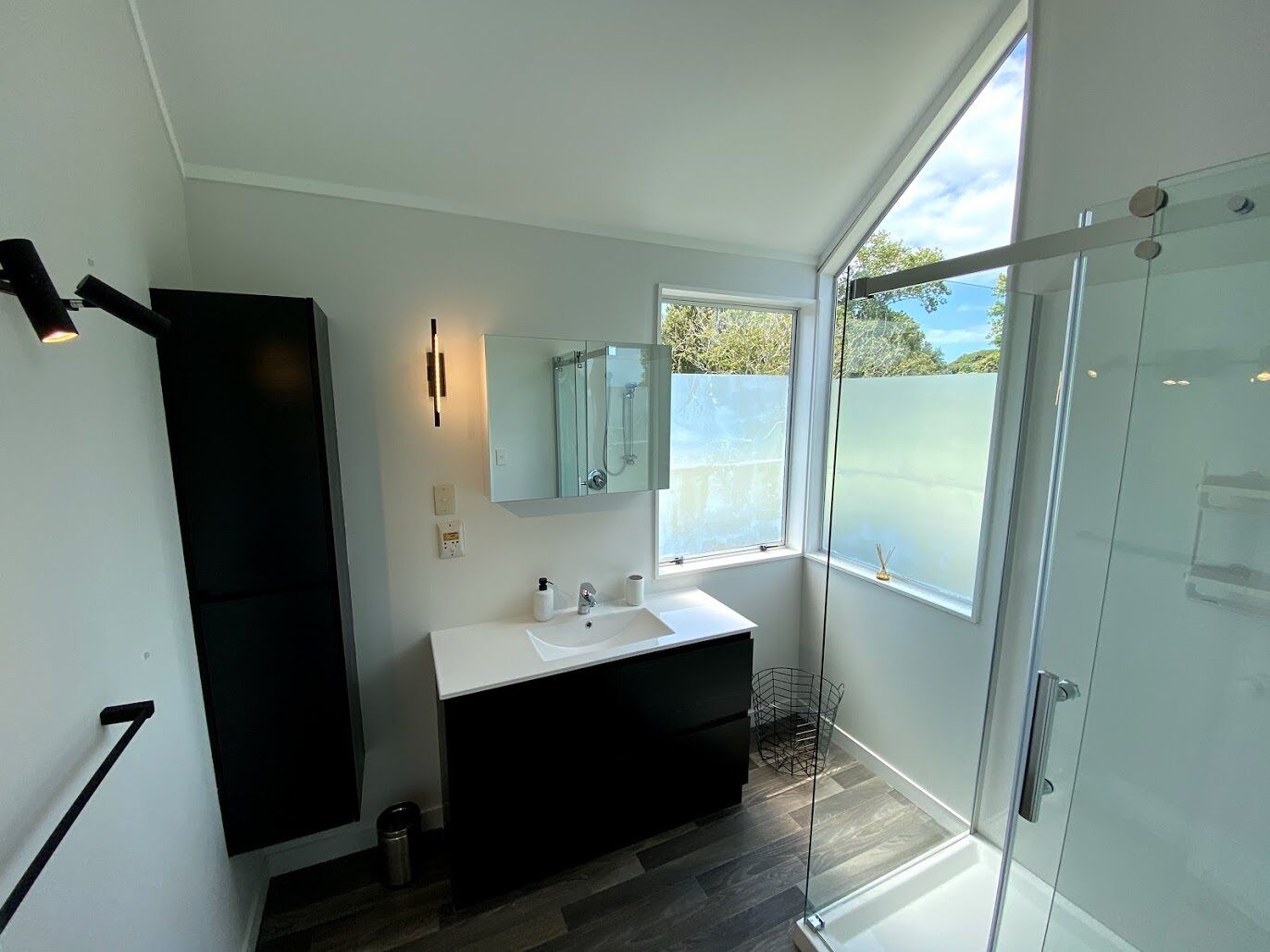 Family House | Bathroom | Shower, towels