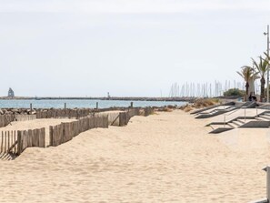 Vlak bij het strand
