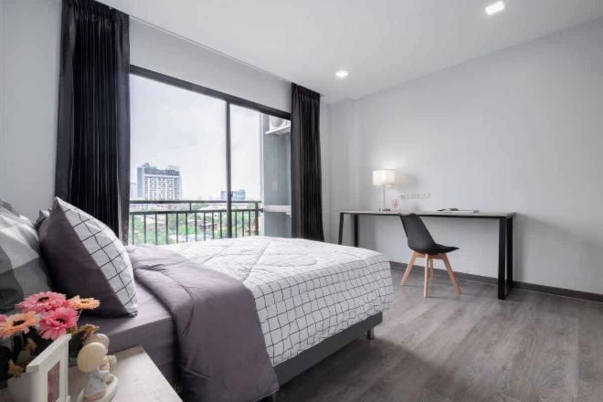 Superior Room with City View