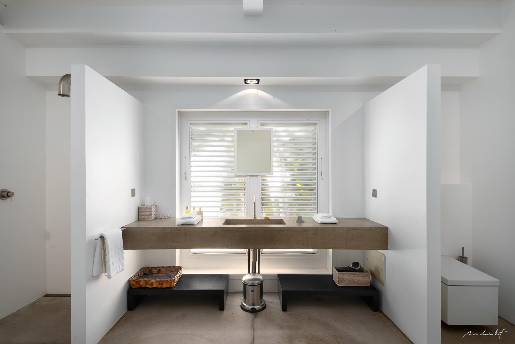 Badewanne, Haartrockner, Handtücher