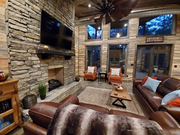 Smart TV, fireplace, video games, books