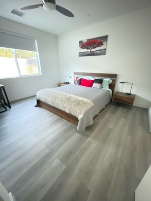 3 bedrooms, WiFi, bed sheets, wheelchair access