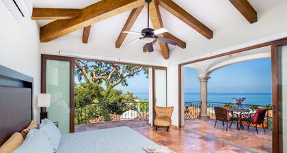 Spacious private Villa in residential area