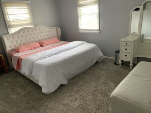 6 habitaciones, tabla de planchar con plancha y wifi gratis 