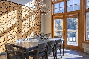Dining - Ski-in/Ski-out Luxury 4 bed Penthouse - Late Summer and Fall Specials! (Keystone)