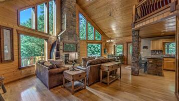 Cabin, 3 Bedrooms | Living room