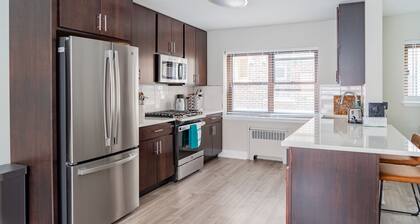 Modern|Aesthetic|2BR|Evanston|Next to Beach