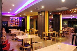 Terrace/patio - Arthitaya Green Nature Hotel & Lakkhana (Pattaya)