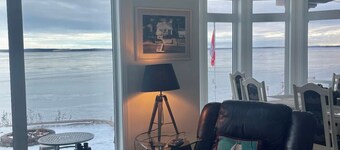 LAKEFRONT Villa On Grandview Beach: MIAMI VICE