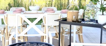 New!!! Boiling springs Luxury Lake front home- sleeps 6 people