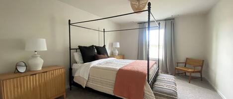 3 Schlafzimmer, Schreibtisch, Bügeleisen/Bügelbrett, kostenloses WLAN