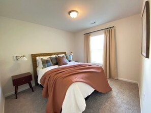 3 dormitorios, escritorio, tabla de planchar con plancha y wifi gratis