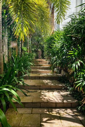 Garden - Beacon By The Bay Villas & Suites By The Clarks (Dondra)