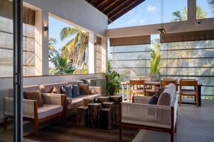 Sala de estar en el lobby