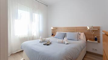 3 dormitorios, tabla de planchar con plancha, wifi gratis y ropa de cama