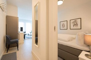 1 室のベッドルーム、WiFi、ベッドシーツ