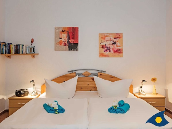 2 bedrooms, WiFi, bed sheets