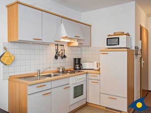 Fridge, microwave, oven, coffee/tea maker