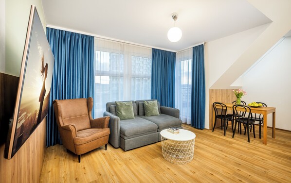 Appartement, 1 chambre | Aire de séjour | Téléviseur connecté, planchers chauffants