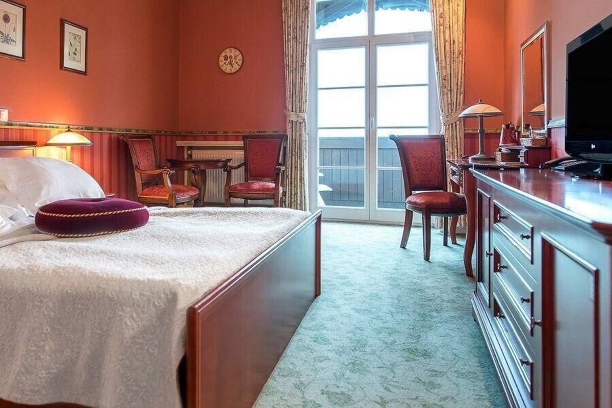 Premium bedding, minibar, in-room safe, individually decorated