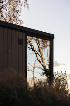 Couples treatment rooms, hot tub, steam room, Turkish bath