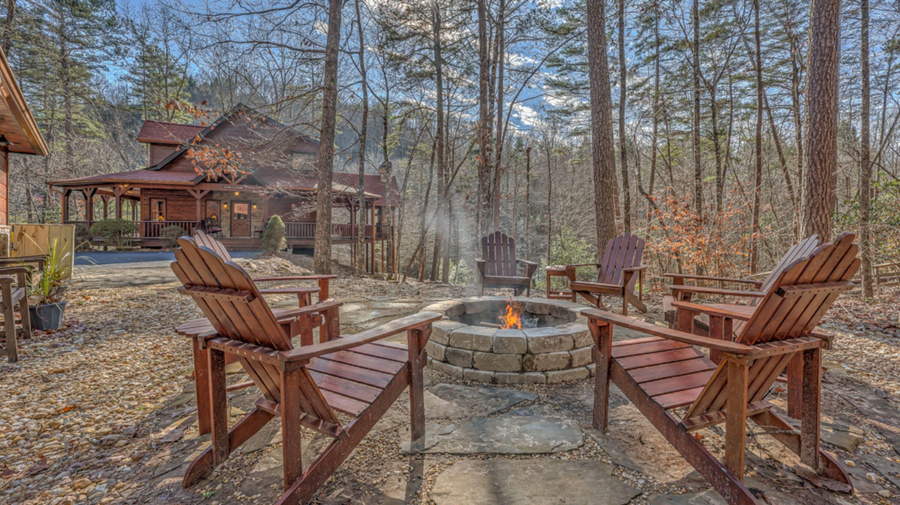 Cabin, 3 Bedrooms | Property grounds