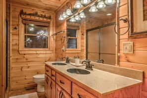Bathroom - Love You Deerly by Escape to Blue Ridge (Morganton)
