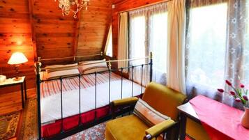 2 quartos, berço de viagem, Wi-Fi de cortesia, roupa de cama