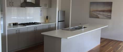 4 habitaciones, ropa de cama de alta calidad y decoración personalizada