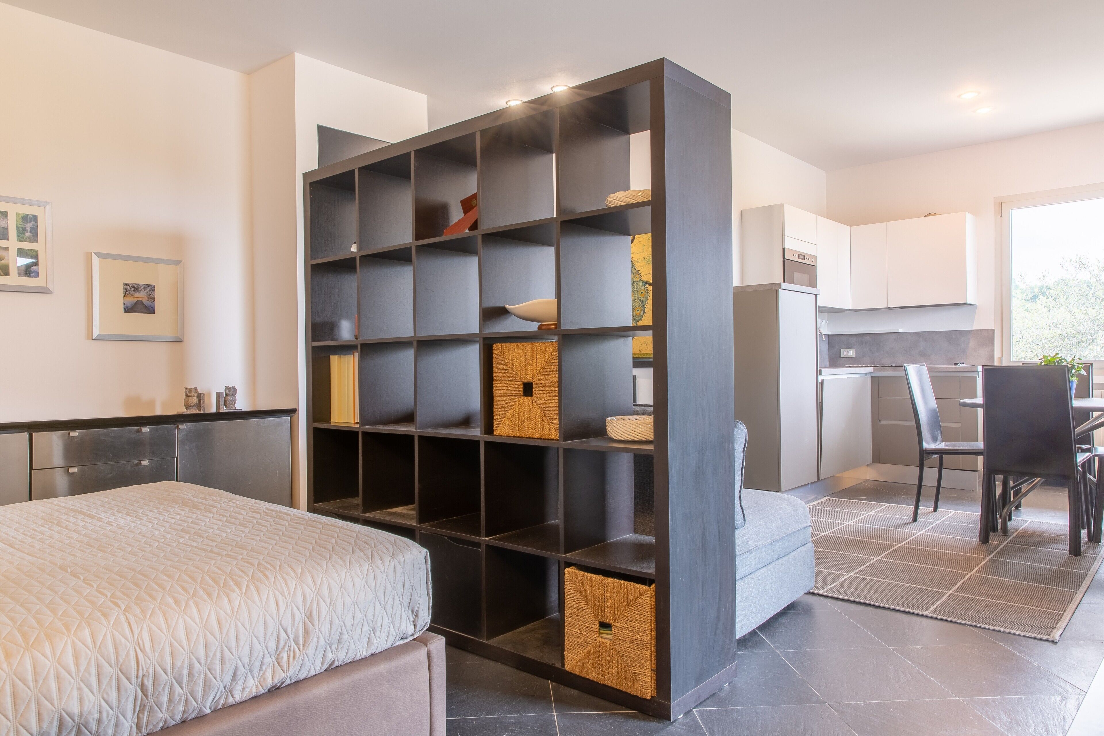 1 slaapkamer, een strijkplank/strijkijzer, gratis wifi, beddengoed