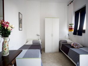 2 chambres, fer et planche à repasser, Wi-Fi