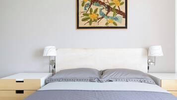 2 slaapkamers, een strijkplank/strijkijzer, gratis wifi, beddengoed