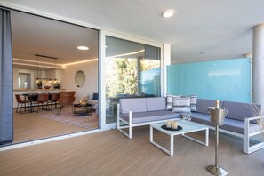 Interior - "Apartment Higueron Wave 1" with Sea View, Pool, Wi-Fi & Terrace (Fuengirola)