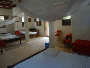 Shared Dormitory | Bed sheets - Dudu Villas N Backpackers (Lamu)