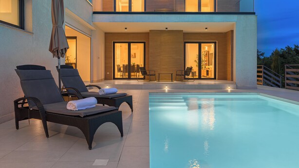 Pool - Villa Sunrise (Istria - Svetvinčenat) (Svetvinčenat)