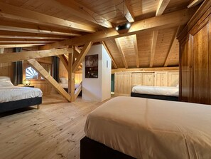 5 bedrooms, free WiFi
