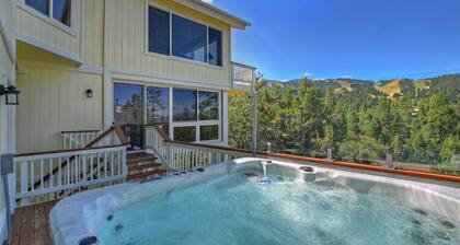 Moonlight Mountain Retreat by Destination Big Bear: Custom Home! Amazing Lake and Ski Slope Views! HOT TUB! Foosball!