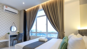 Premium bedding, individually decorated, individually furnished, desk - NOVO 8 Jonker Street Melaka By I Housing (Malacca City)