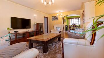 Televisión de pantalla plana