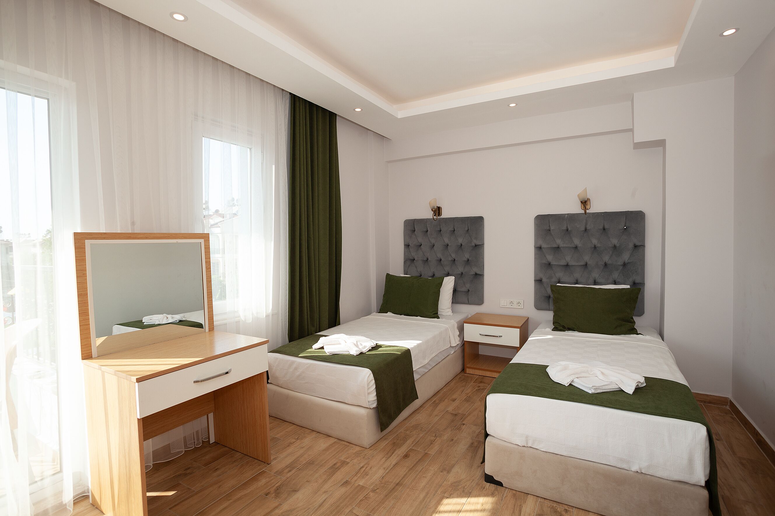 premium bedding, laptop workspace, free wifi