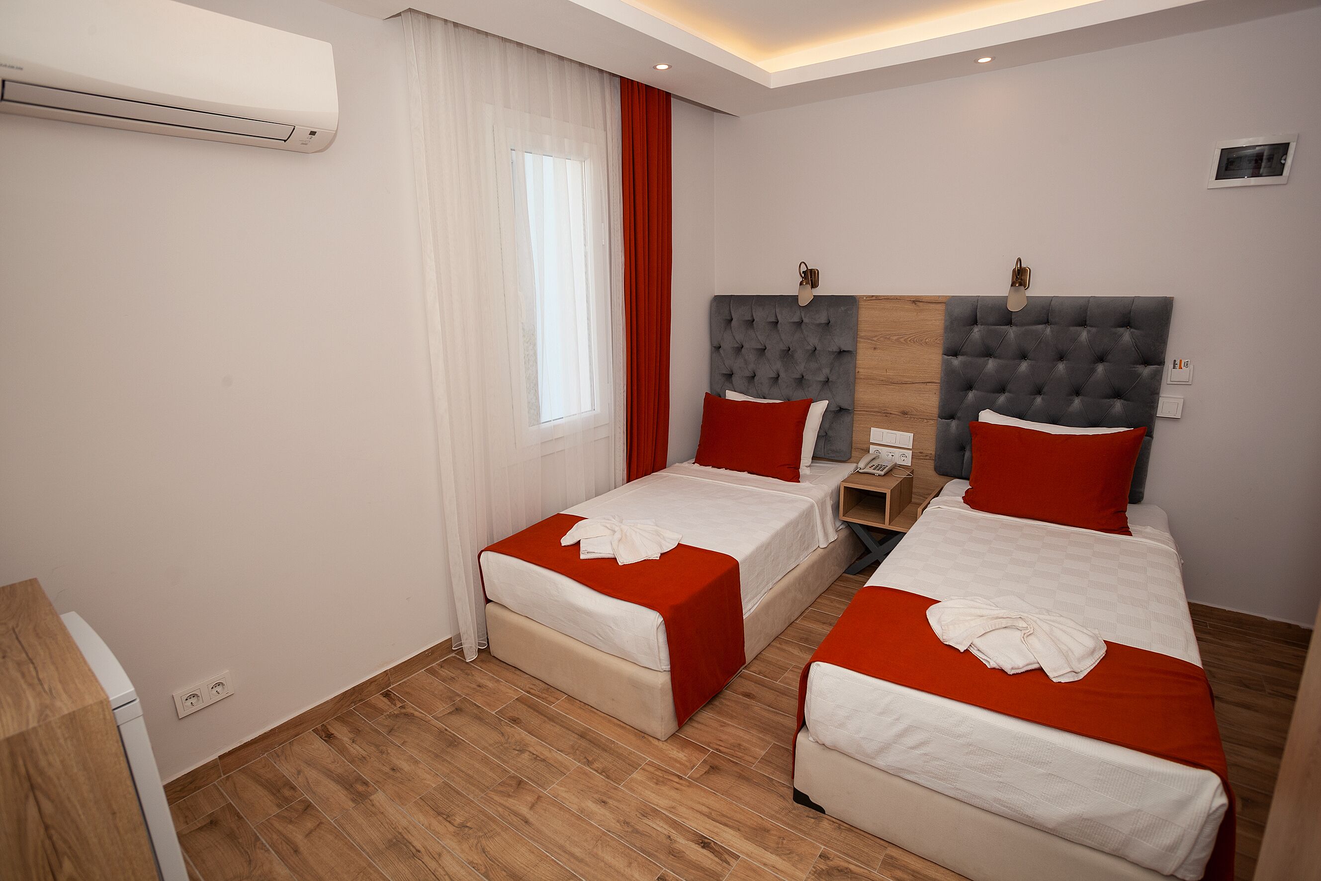 1+1 dort ayri yatakli oda | premium bedding, laptop workspace, free wifi