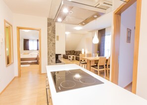Departamento Deluxe | Área de sala de estar | Televisión LCD 